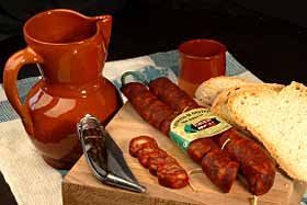 Chorizos de Orozko Hermanos Valencia chorizo con jarra